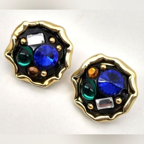 Vintage Gold Jeweled Clip On Earrings - Picture 2 of 14